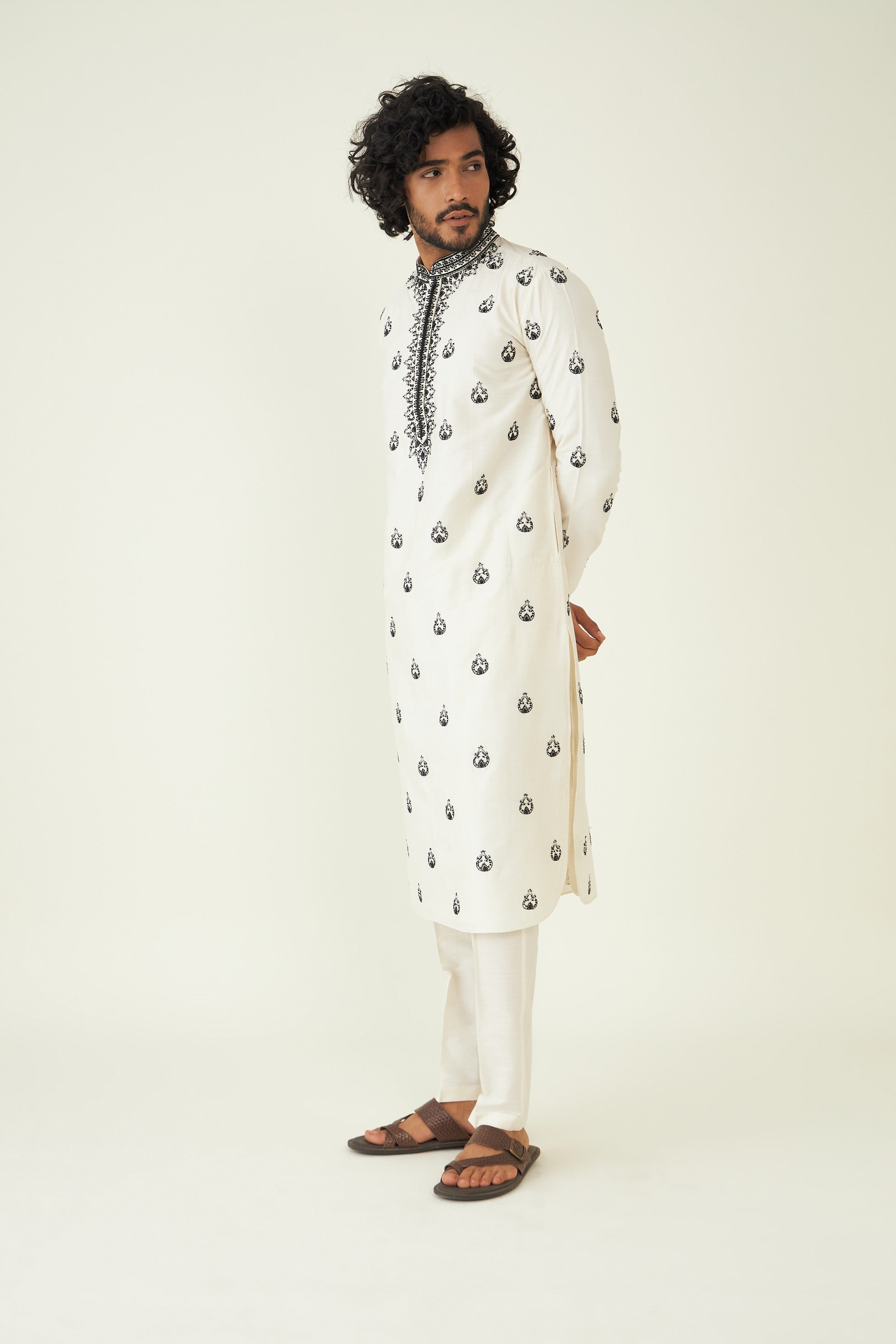 Shimaaz Kurta Set