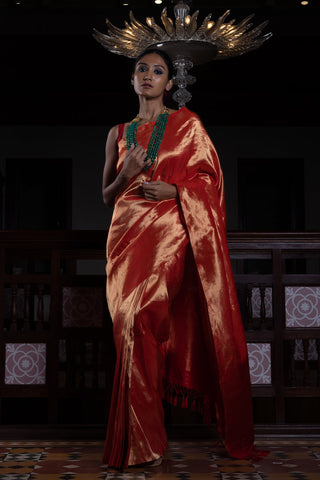 'Sunehari Potli' Laal Tissue Benarasi Handloom Sari