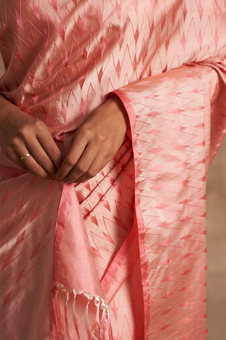 'Gulabi Marmari' Tanchoi Benarasi Handloom Sari