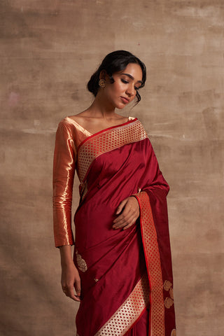 'Mehrab Gulab' Laal Kadhua Benarasi Handloom Sari