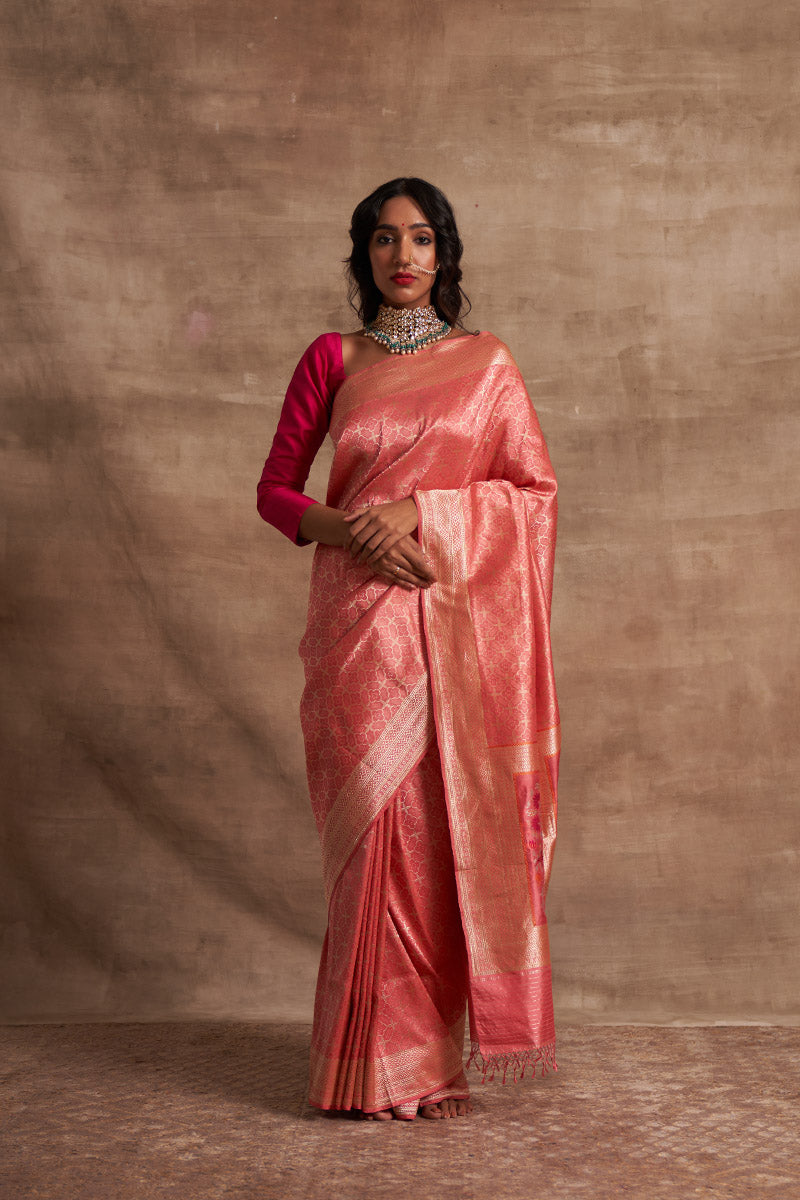 'Chaand Ki Jaali' Gulabi Benarasi Handloom Sari