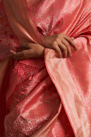 'Chaand Ki Jaali' Gulabi Benarasi Handloom Sari