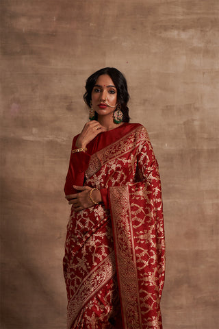 'Surkh Surur' Laal Benarasi Handloom Sari