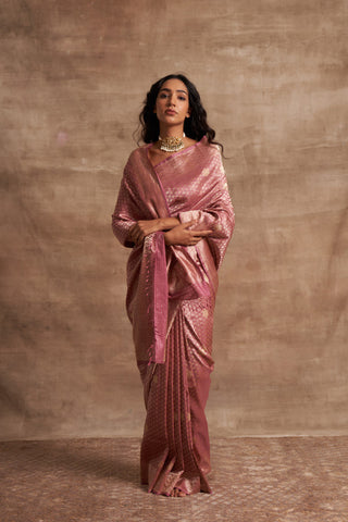 'Jhilmil Sitara' Piyazi Kadhua Benarasi Handloom Sari