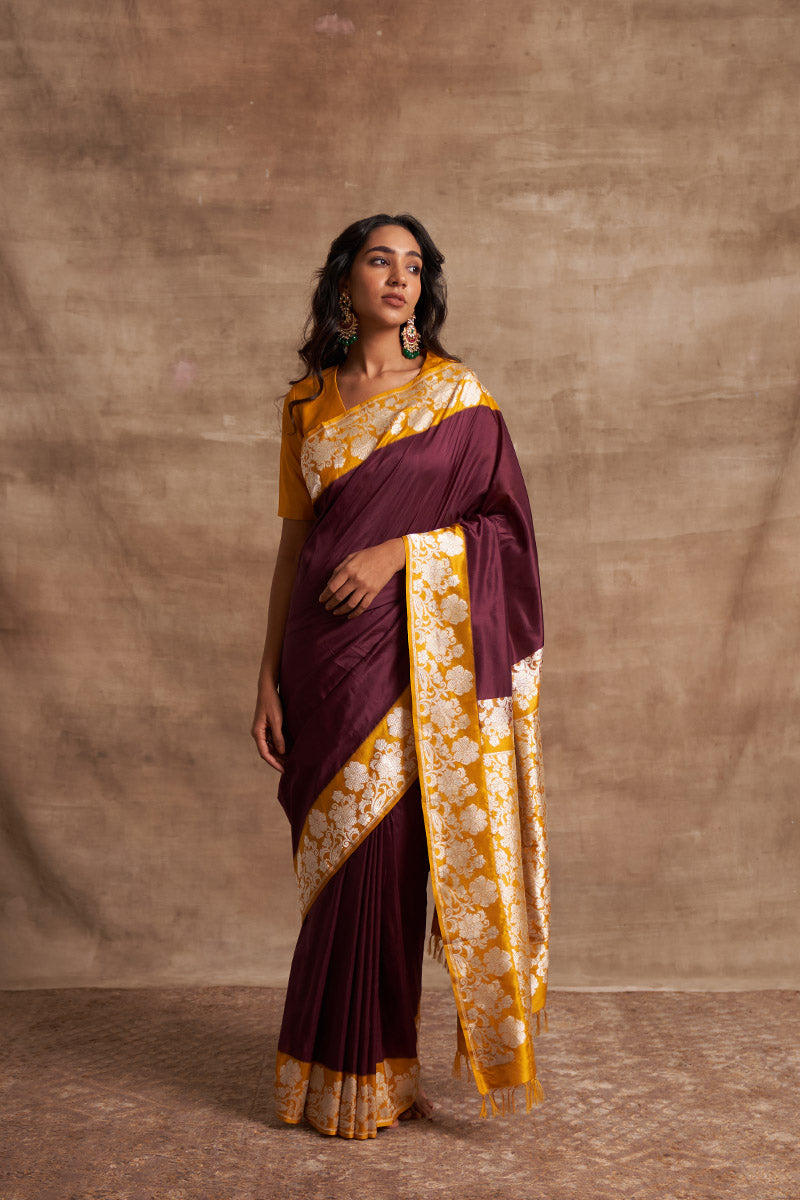 'Gulon Ki Mehfil' Jamuni Kadiyal Benarasi Handloom Sari