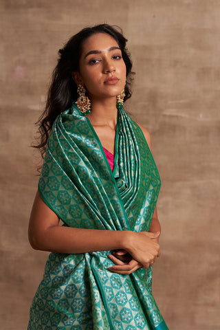 'Husna Firozi' Tanchoi Benarasi Handloom Sari