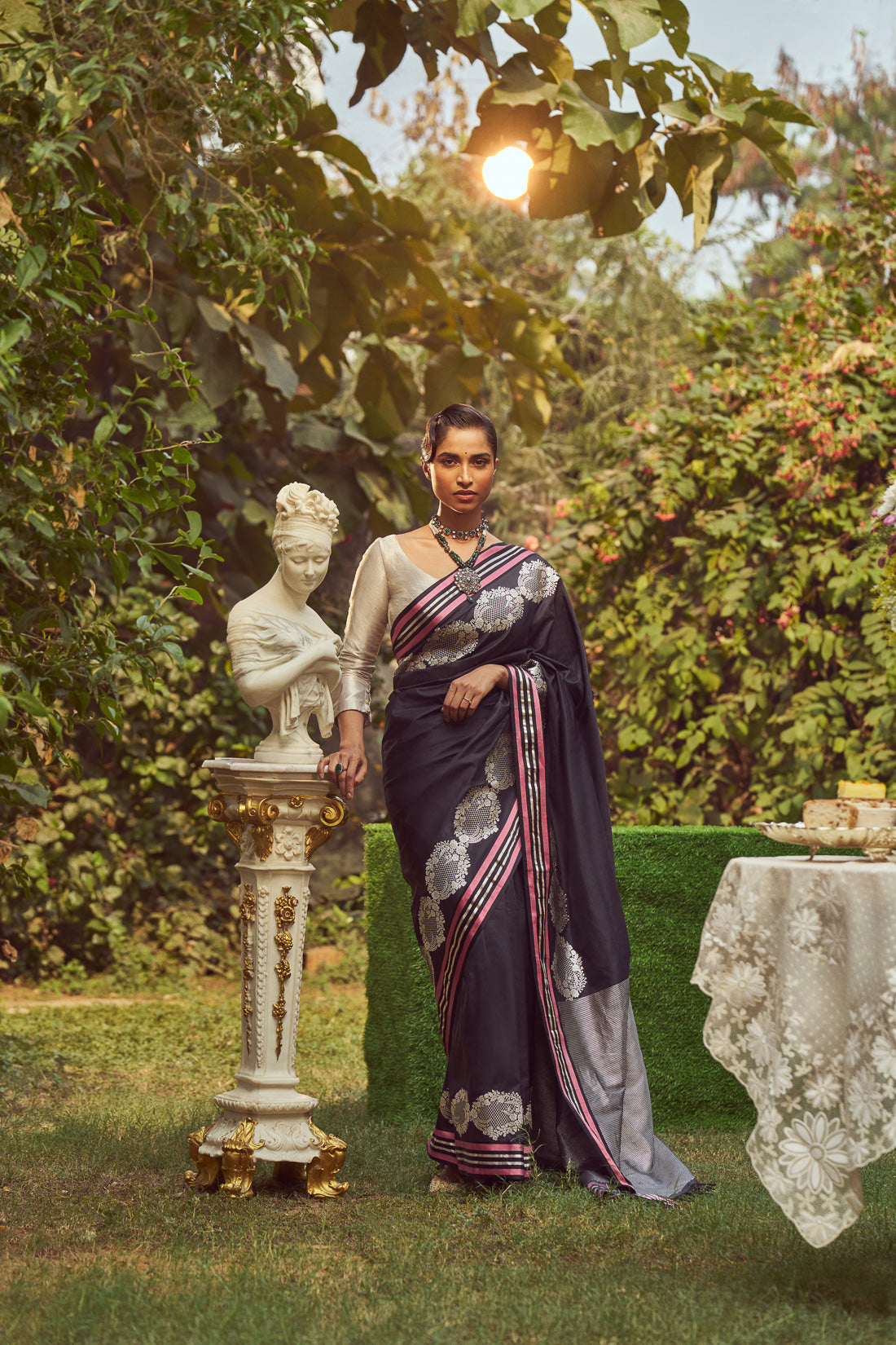 'Anne Frank' Kadhua Zari Handloom Sari