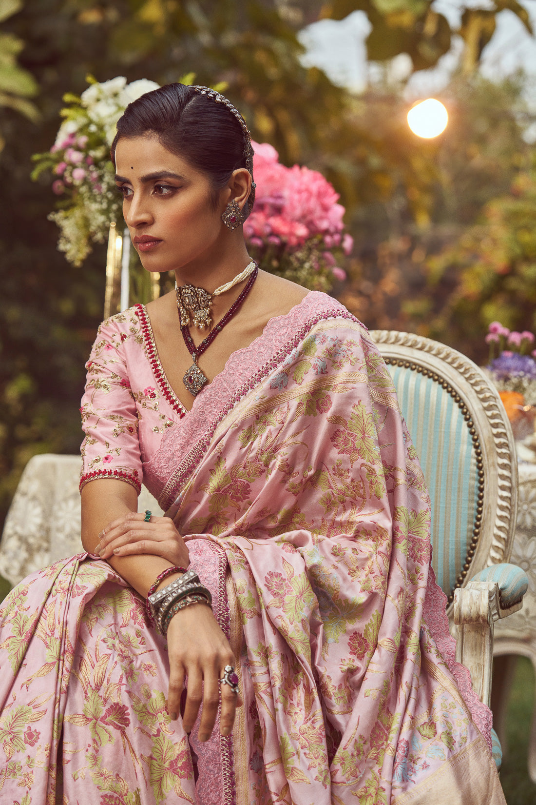 'Josephine' Jangla Kadhua Zari Handloom Sari with Embroidered Border