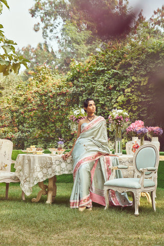 'Estella' Kadhua Meenakari Zari Handloom Sari