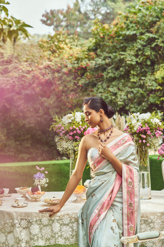 'Estella' Kadhua Meenakari Zari Handloom Sari