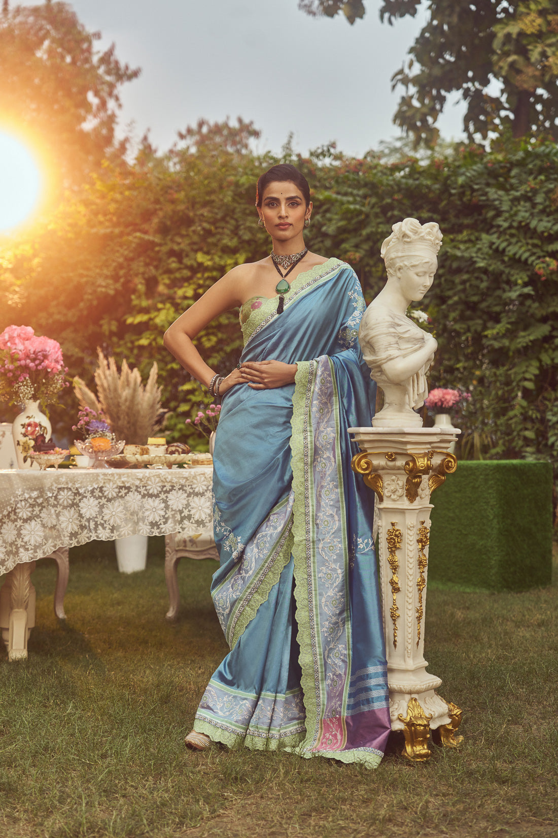 'Valeria' Kadhua Meenakari Handloom Sari with Embroidered Border