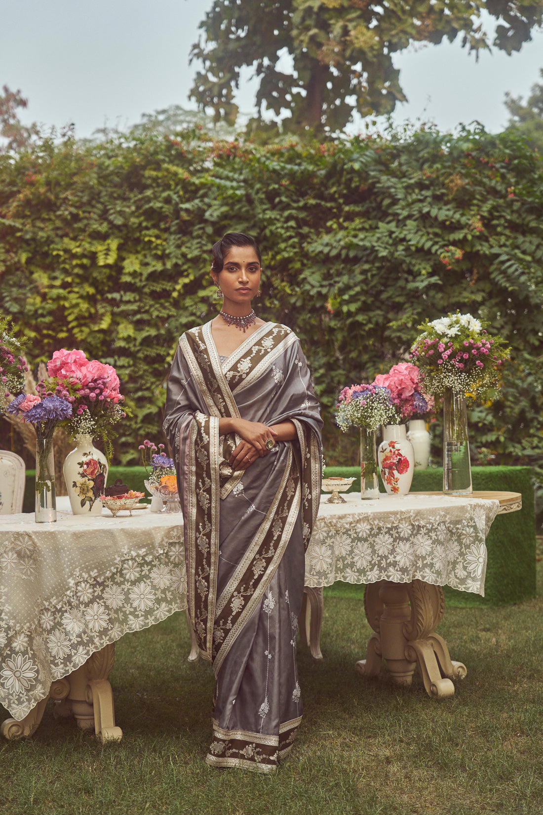 'Estella' Kadhua Meenakari Zari Handloom Sari