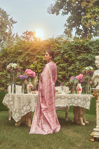 'Joan of Arc' Kadhua Meenakari Zari Handloom Sari with Embroidered Border