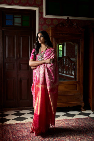 'Natkhat Chiraiya' Gulabi Tanchoi  Benarasi Handloom Sari