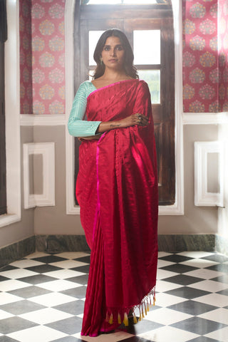 'Laali Marmari' Tanchoi Benarasi Handloom Sari