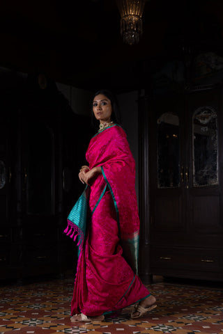 'Natkhat Chiraiya' Rani Tanchoi Benarasi Handloom Sari