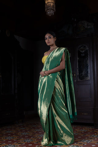 'Sunehari Potli' Hariyar Tissue Benarasi Handloom Sari