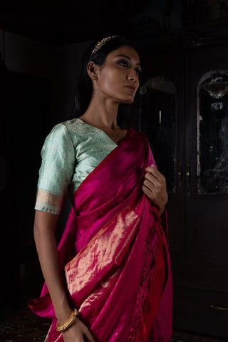 'Akriti' Rani Tanchoi Benarasi Handloom Sari