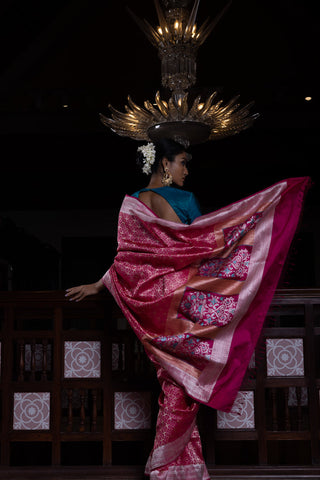 'Chaand Ki Jaali' Rani Geometric Benarasi Handloom Sari