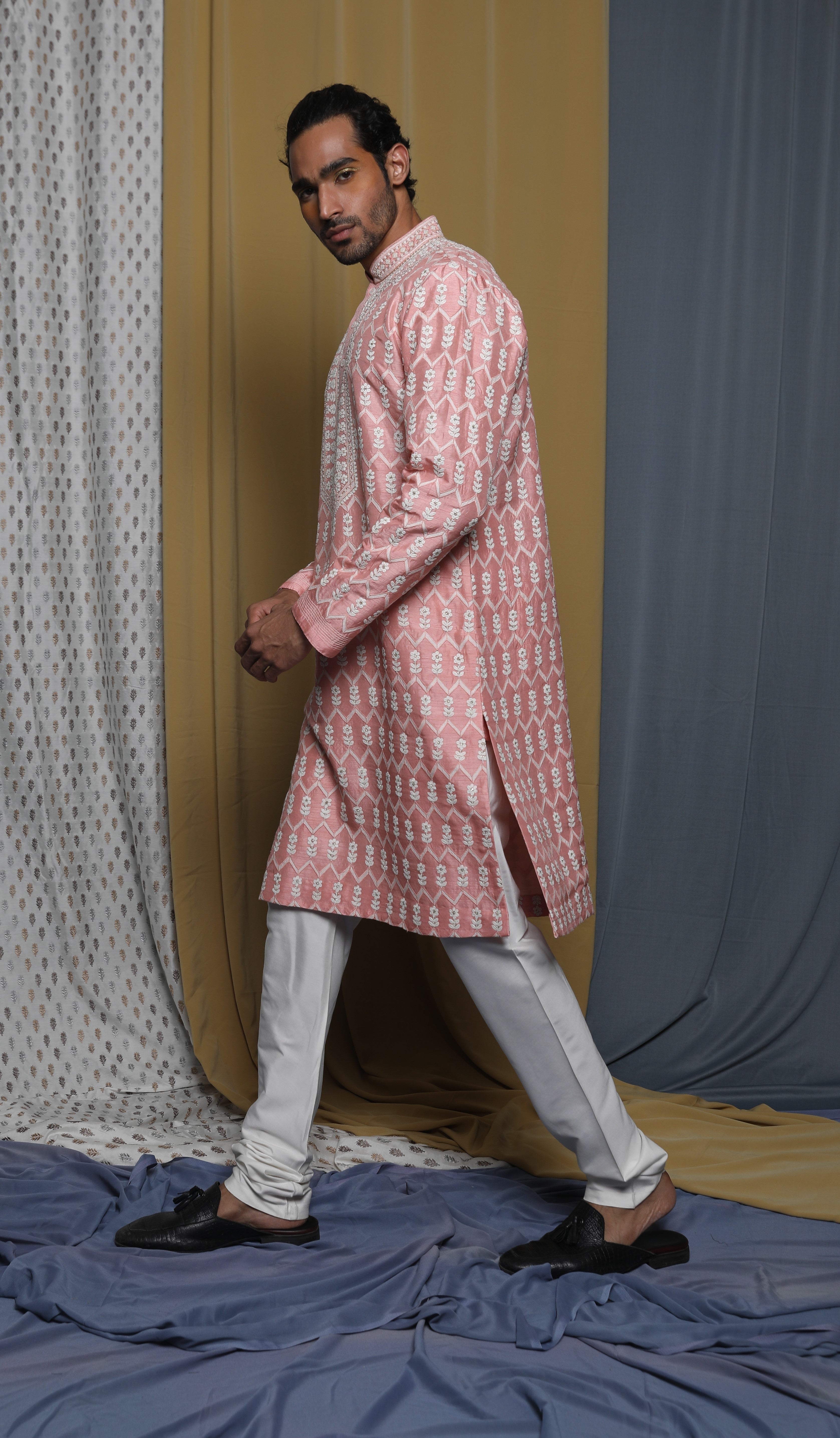 Pink all over emb kurta