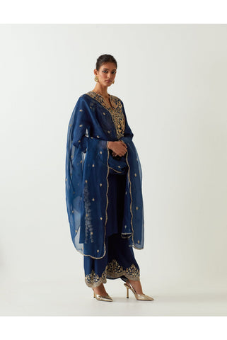 NAVY YOKE EMBROIDRED KURTA AND PANTS WITH EMBROIDERED DUPATTA