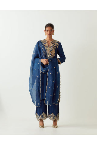 NAVY YOKE EMBROIDRED KURTA AND PANTS WITH EMBROIDERED DUPATTA