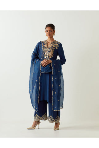 NAVY YOKE EMBROIDRED KURTA AND PANTS WITH EMBROIDERED DUPATTA