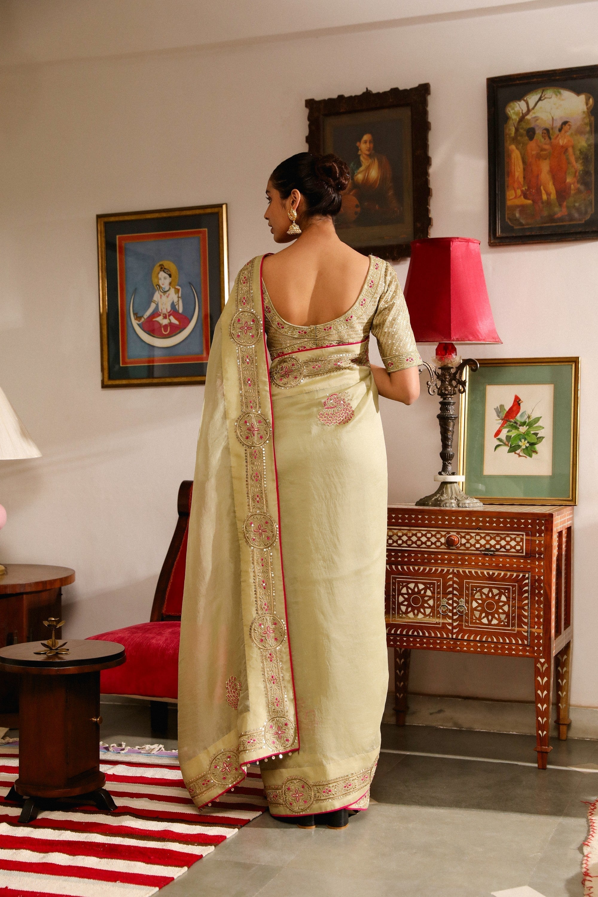 AMAIRAA SAREE SET