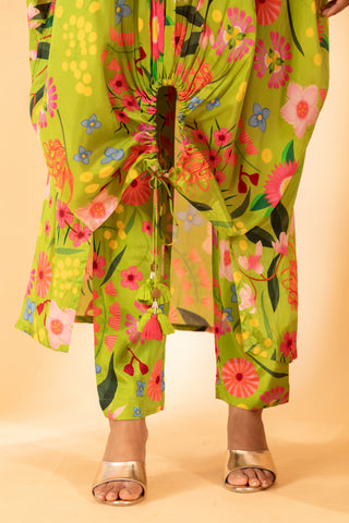 A floral printed kaftan set with pants