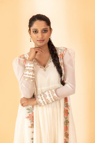 A off white hand embroidered kurta set with pants