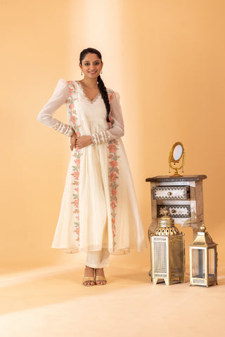 A off white hand embroidered kurta set with pants