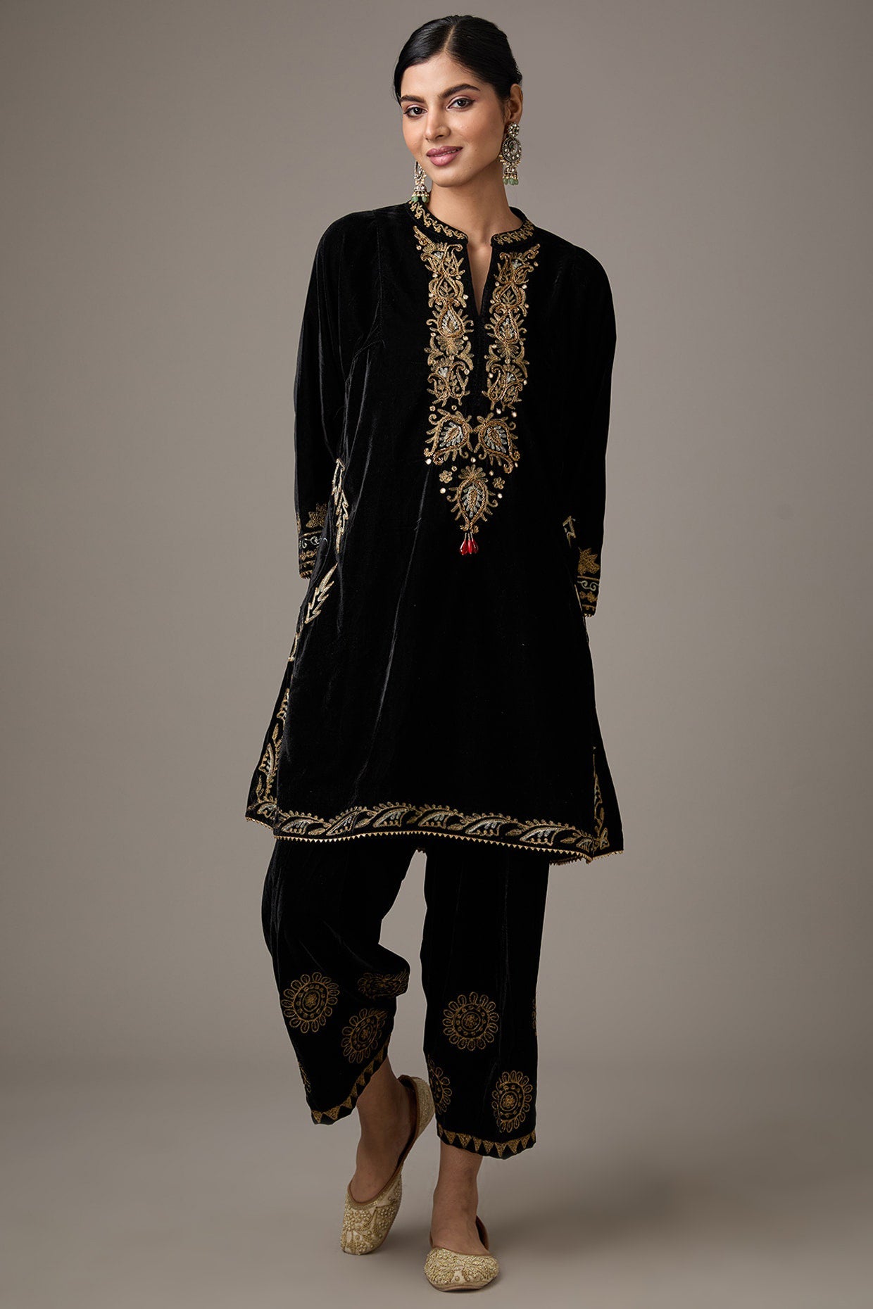 Black Velvet Aari Embroidered Kurta Set