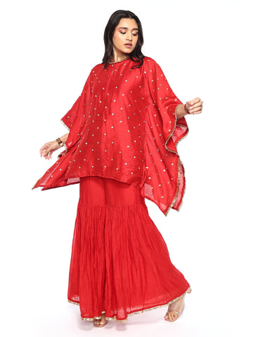 Short kaftan paired with garara pants